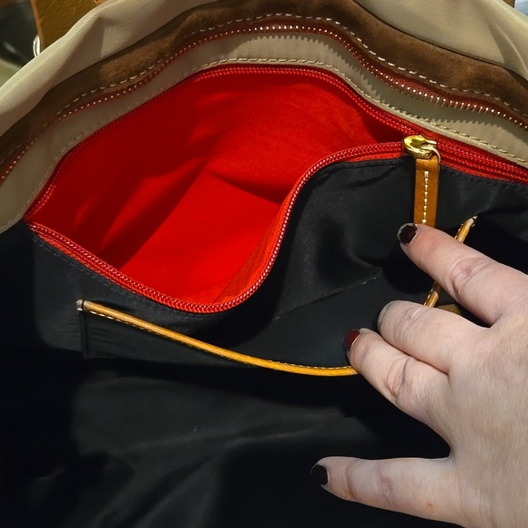 Dooney & Bourke Large Tote Topaz Color - Picture 8 of 10